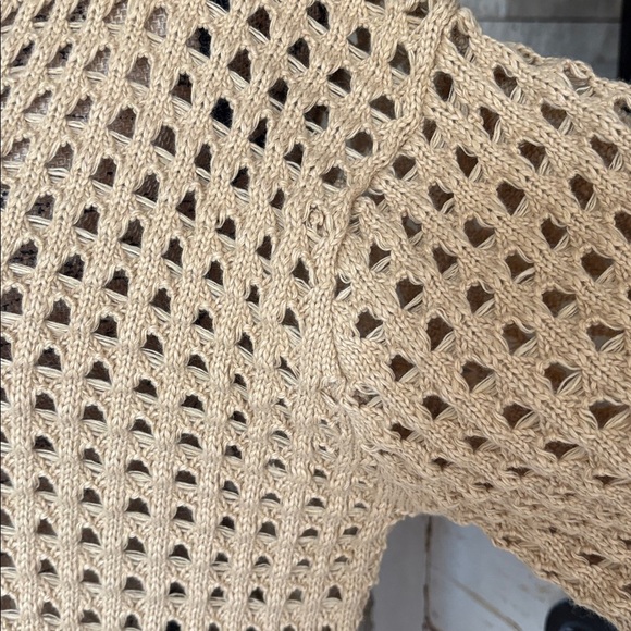 Andthewhy tan collared open knit long sleeve vneck sweater - Picture 4 of 16